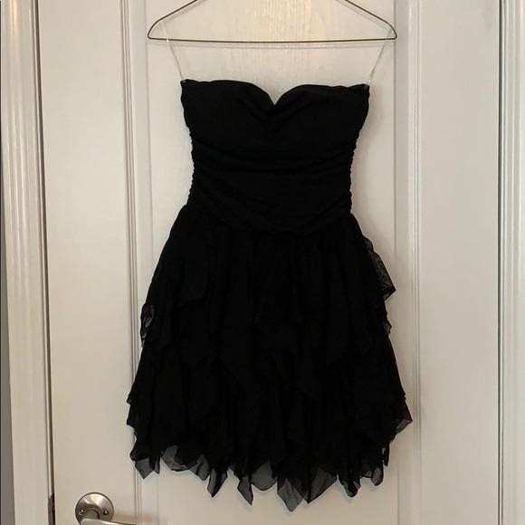 Black strapless dress - Picture 1 of 3